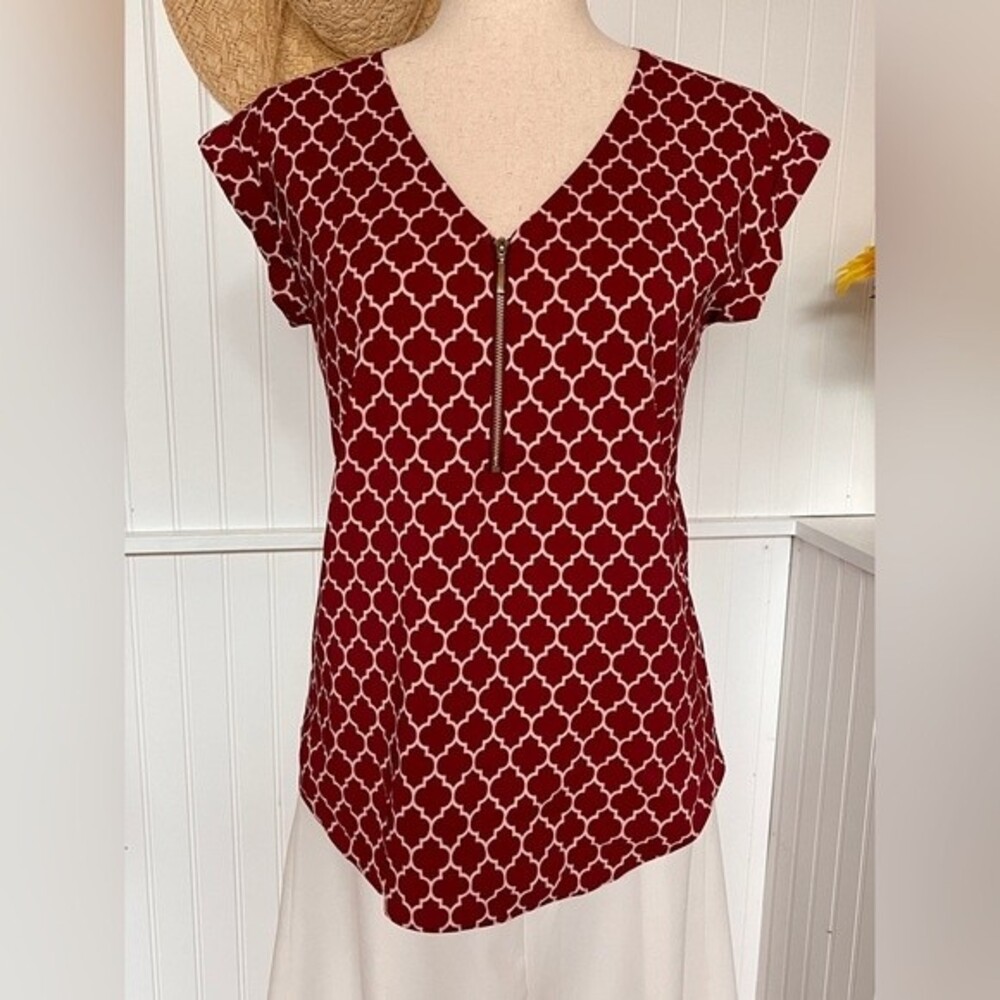 Red Zip-Front High-Low Tunic Top - Picture 2 of 6